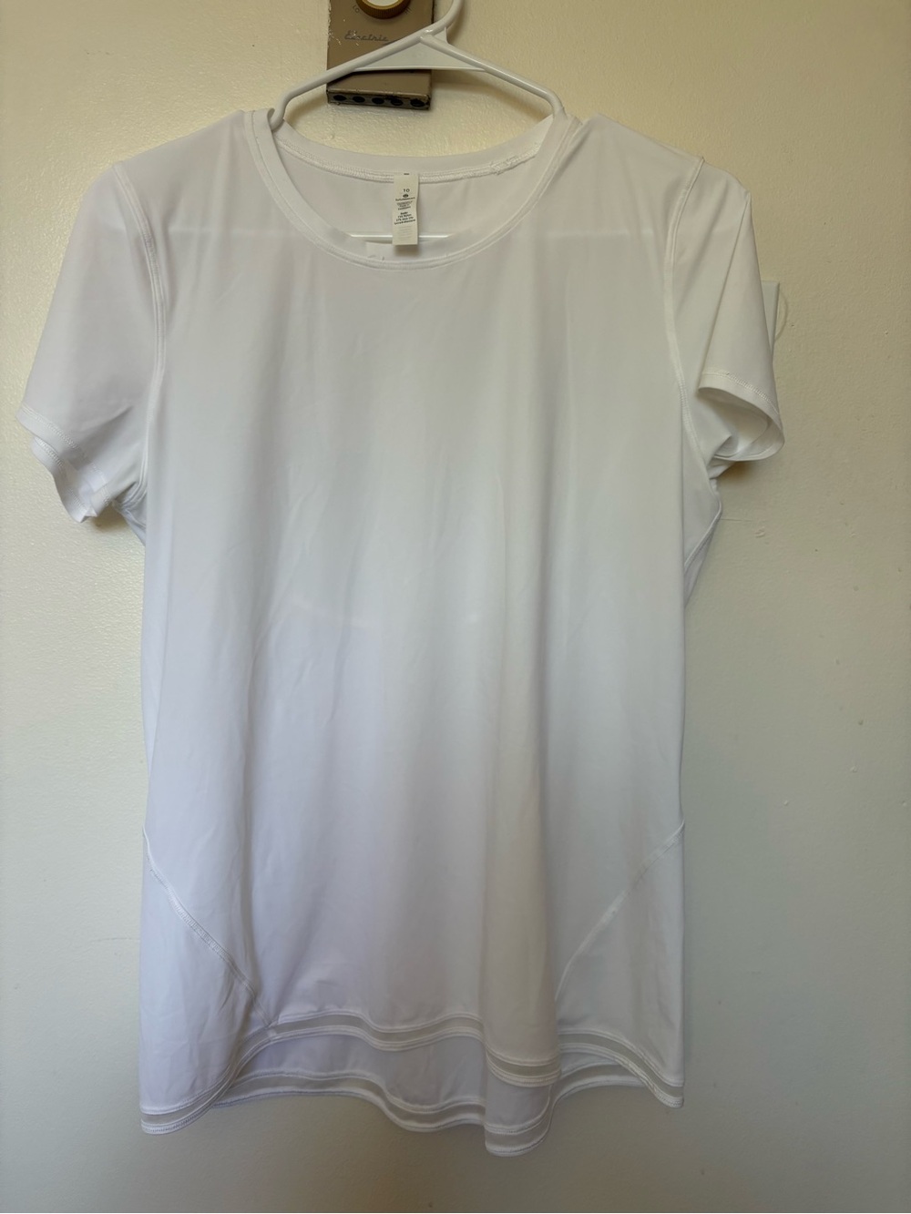 lululemon athletica White Short Sleeve Performance Tee